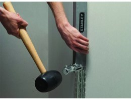 STANLEY 29x29mm Corner Protectors Installer1